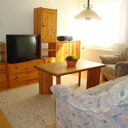 아파트 Ferienwohnung Frick *